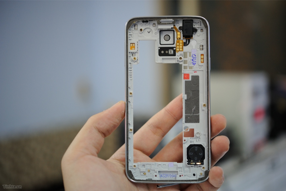 Galaxy_S5_Teardown-19.jpg