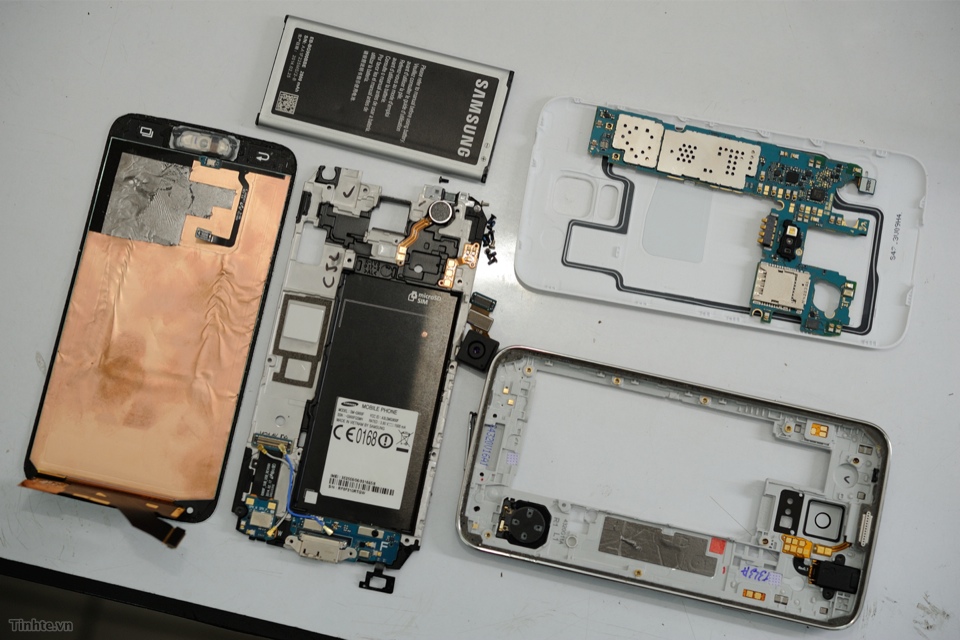 Galaxy_S5_Teardown-33.jpg