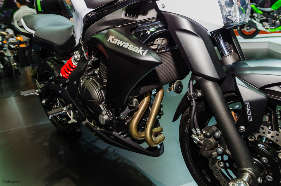 Kawasaki ER6n  Review and Specs  The Motorcycle