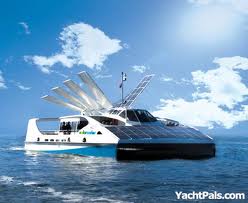 solar yatch.jpg