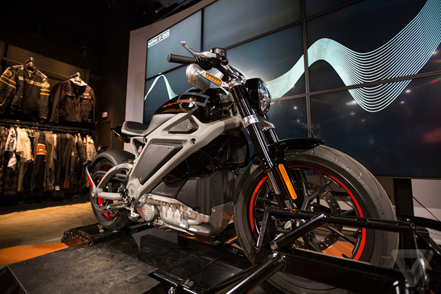 Harley-Davidson-LiveWire-02.jpg