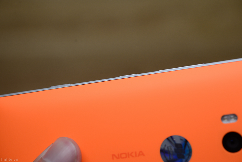 Nokia_Lumia_930-7.jpg