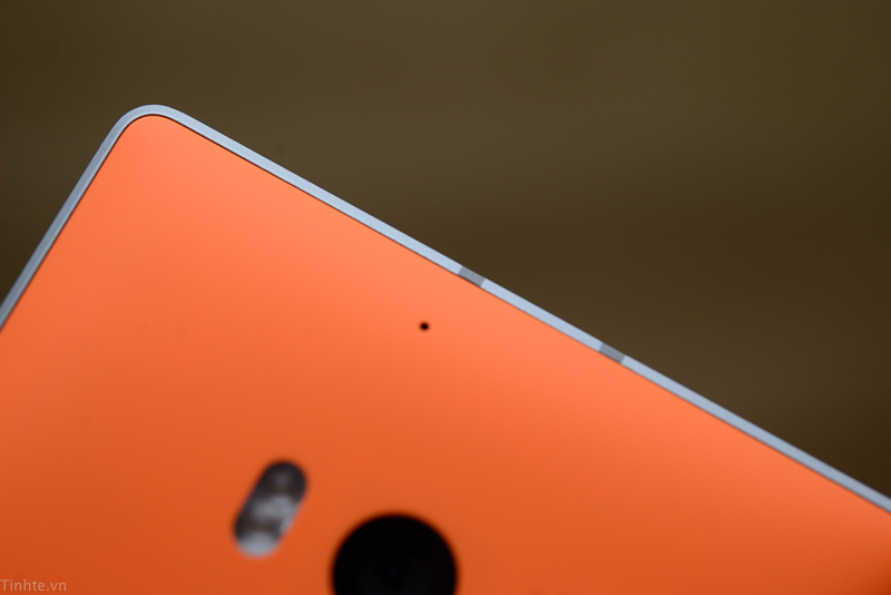 Nokia_Lumia_930-16.jpg