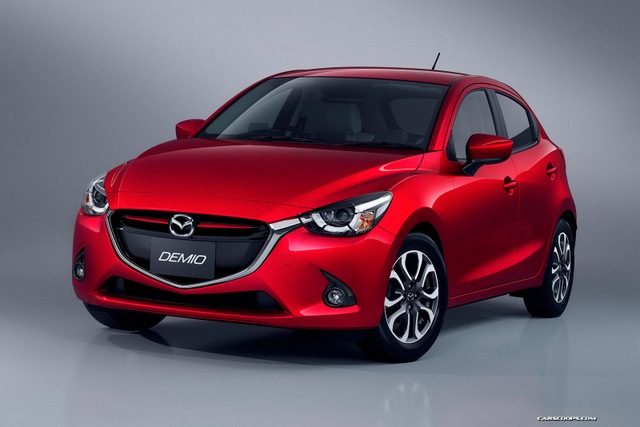 2015-Mazda2-Demio-026.jpg