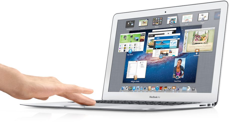 apple-12q2-macbook-air-13-hand-lg.jpg