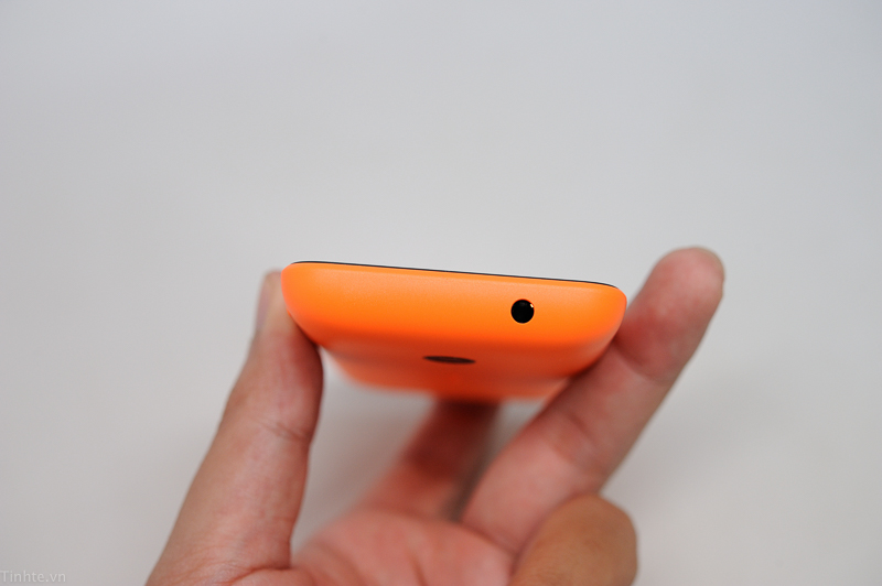 Nokia_Lumia_530-5.jpg