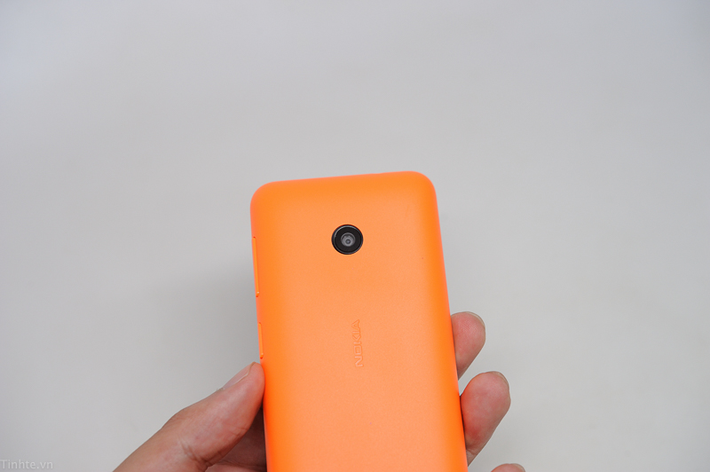 Nokia_Lumia_530-8.jpg