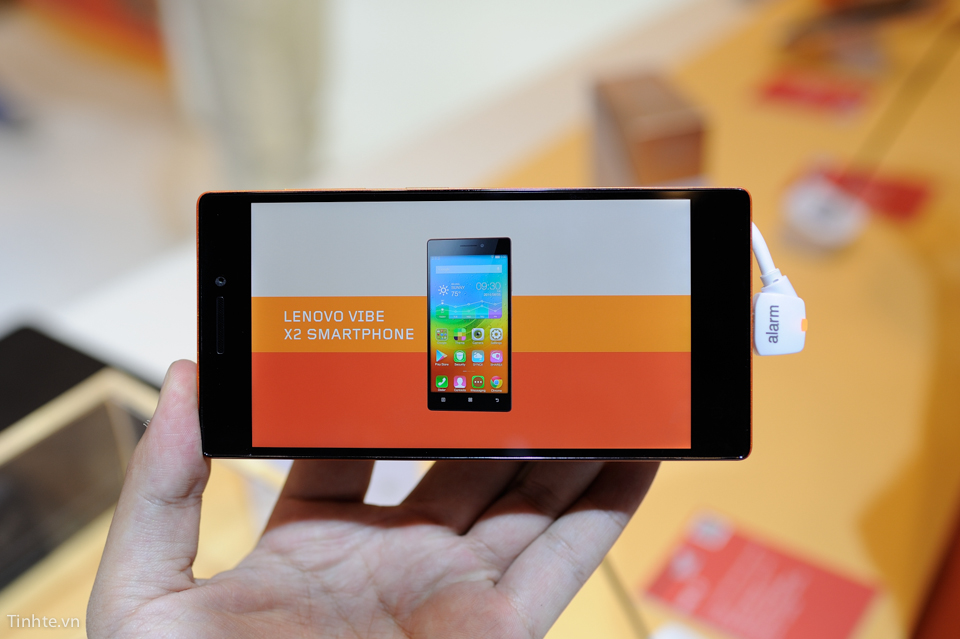 Tinhte_Lenovo_Vibe_X2-14.jpg