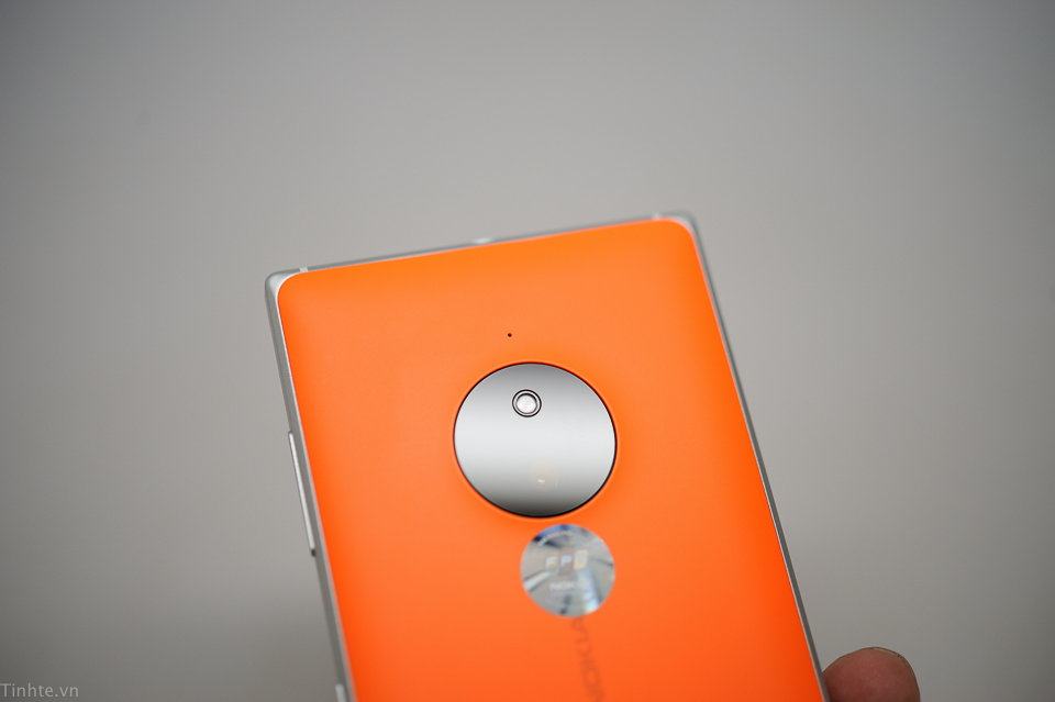 Nokia_Lumia_830-12.jpg