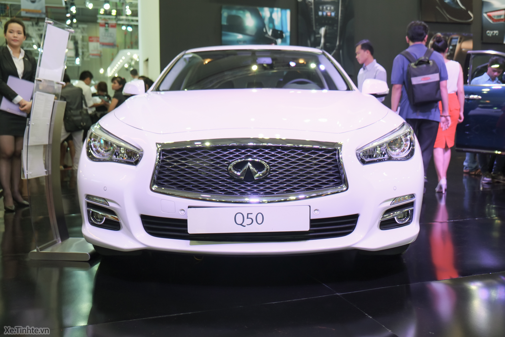 Xe.Tinhte.vn-Infiniti-Q50-VMS2014-0528.jpg