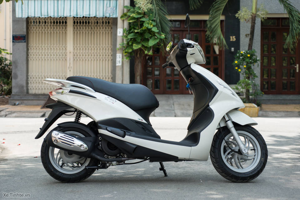 Piaggio Fly 125  The Scooter Review