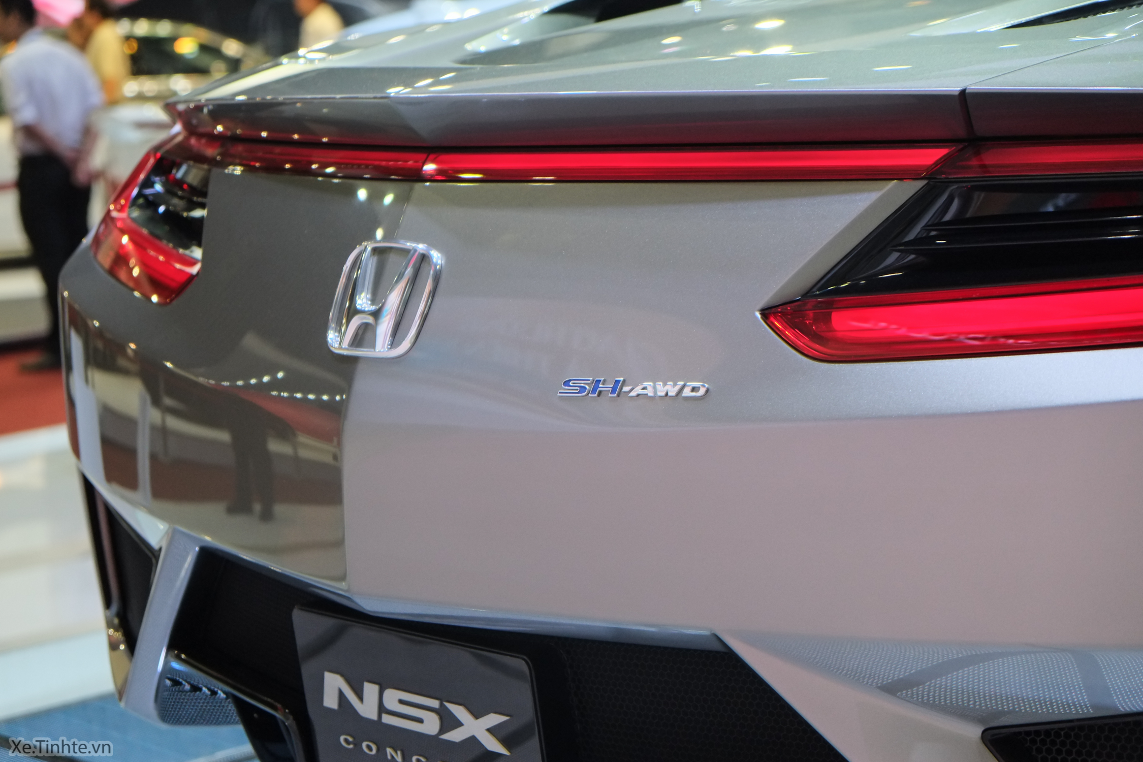 2647462_Xe.Tinhte.vn-Honda-NSX-VMS2014-0169.jpg