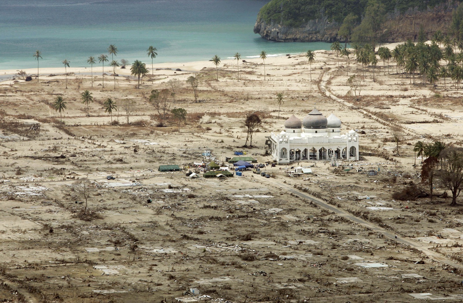 Tsunami-2004 (19).jpg