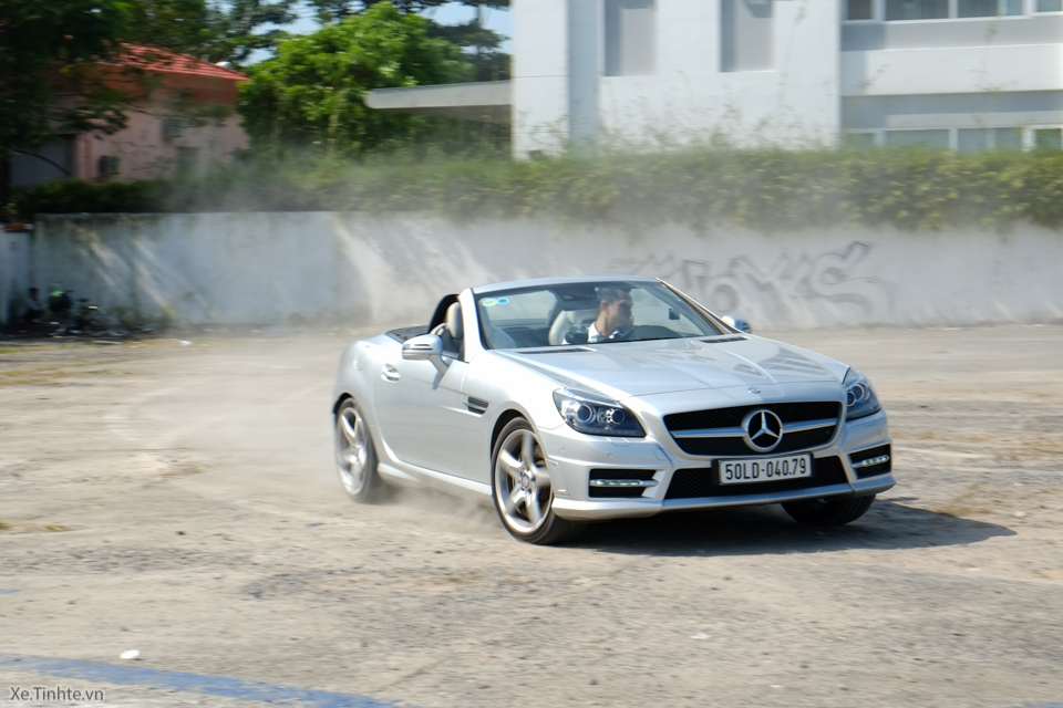 Xe.Tinhte.vn-mercedes-slk350-0211.jpg