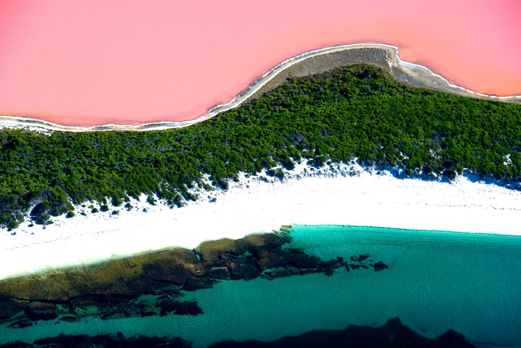 Lake-Hillier.jpg