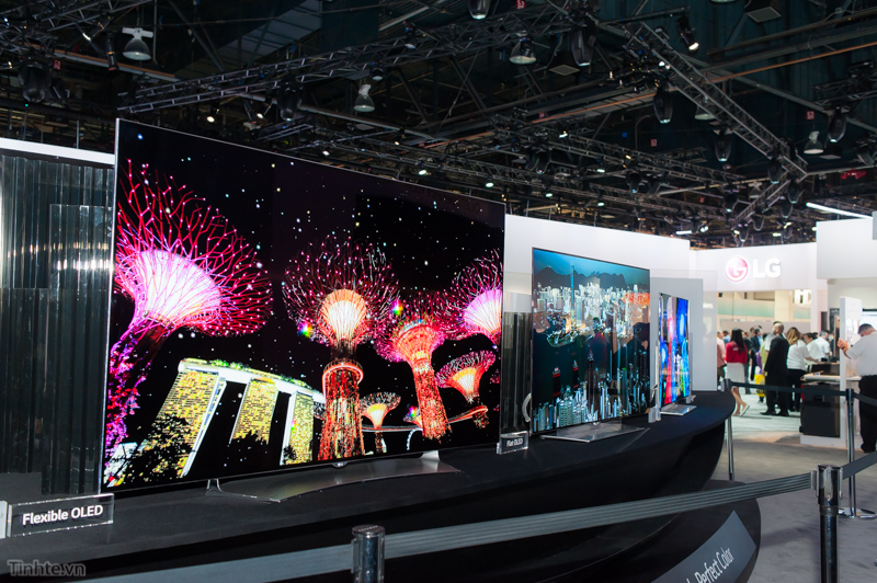 Tinhte.vn-Tren-tay-LG-OLED-TV-CES-2015-3.jpg