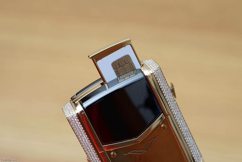 Vertu_Signature_S-38.jpg