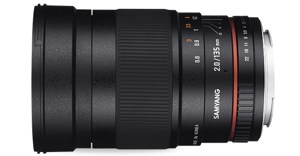 samyang opitcs-135mm-F2.0-camera lenses-photo lenses-prd_2 copy.jpg