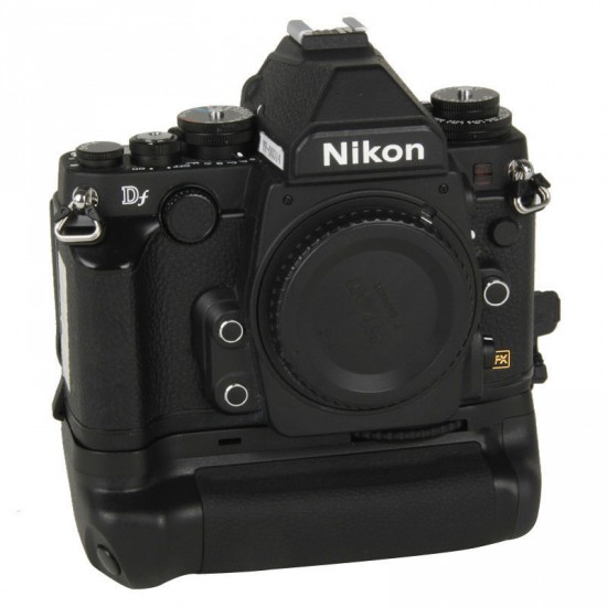 Third-party-battery-grip-BG-2P-for-Nikon-Df-camera-550x550.jpg