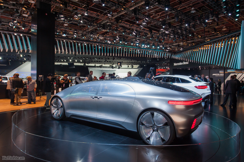 Tinhte.vn-Mercedes-Benz-F015-Luxury-In-Motion-NAIAS-2015-2.jpg