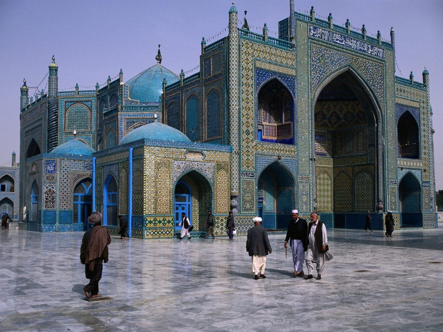 shrine-of-hazrat-ali-mazar-e-sharif-balkh-afghanistan.jpg
