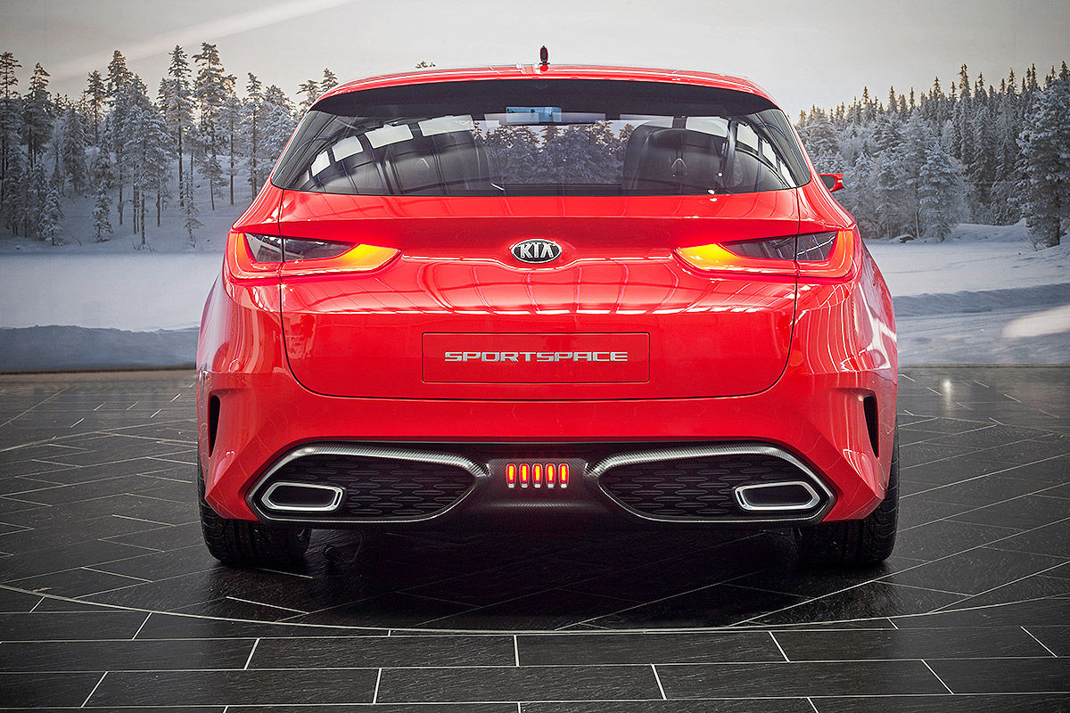 kia-sportspace-exclusive-real-life-pictures-6.jpg