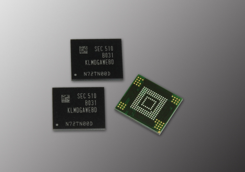 Samsung_128GB_3-bit_eMMC_5.0_Memory_Storage.jpg