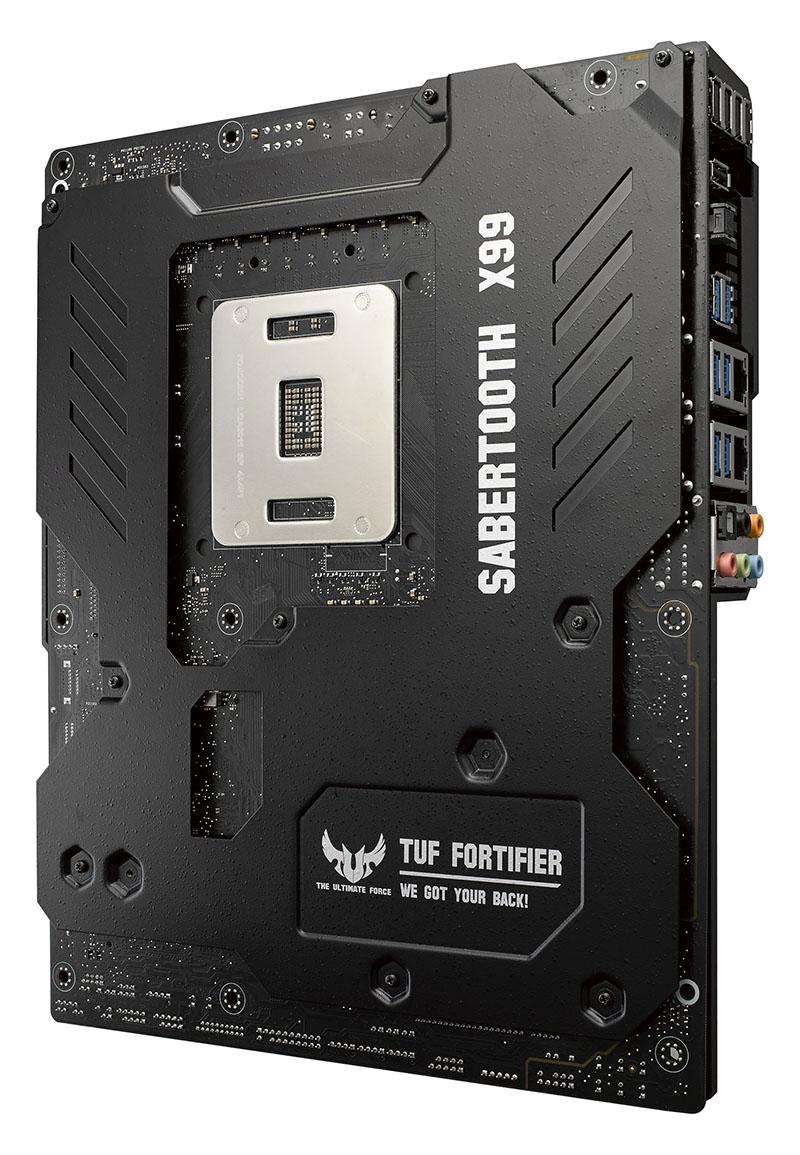 ASUS_TUF_X99_Sabertooth_02.jpg