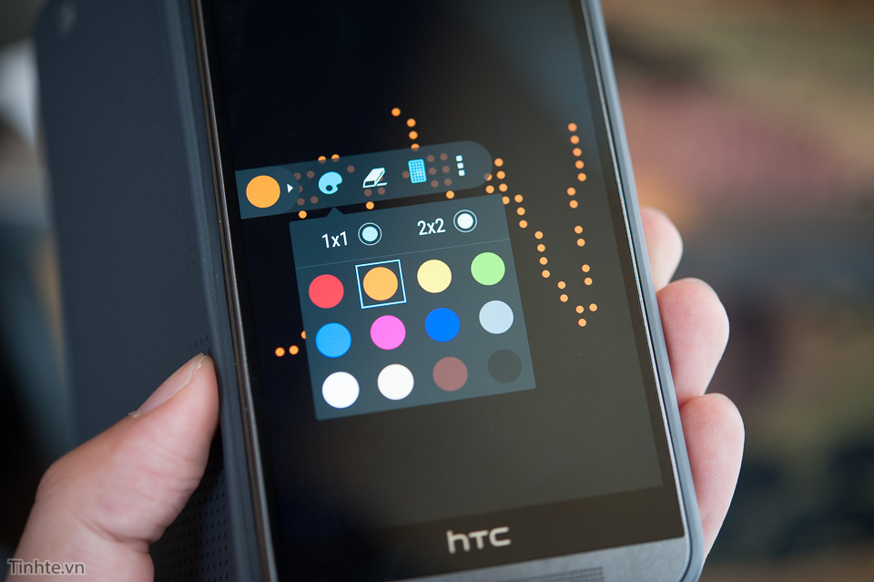 HTC_One_M9_Dotview_2-2.jpg