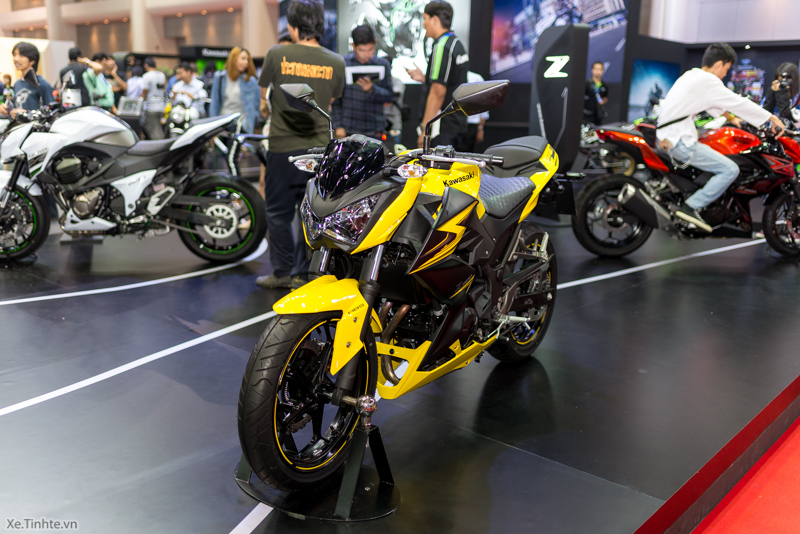 Kawasaki Z300 ABS 2018 về Việt Nam giá từ 129 triệu đồng