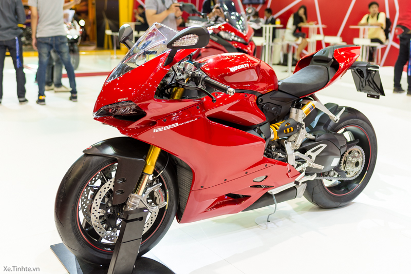 xe.tinhte.vn-ducati-1299-2.jpg