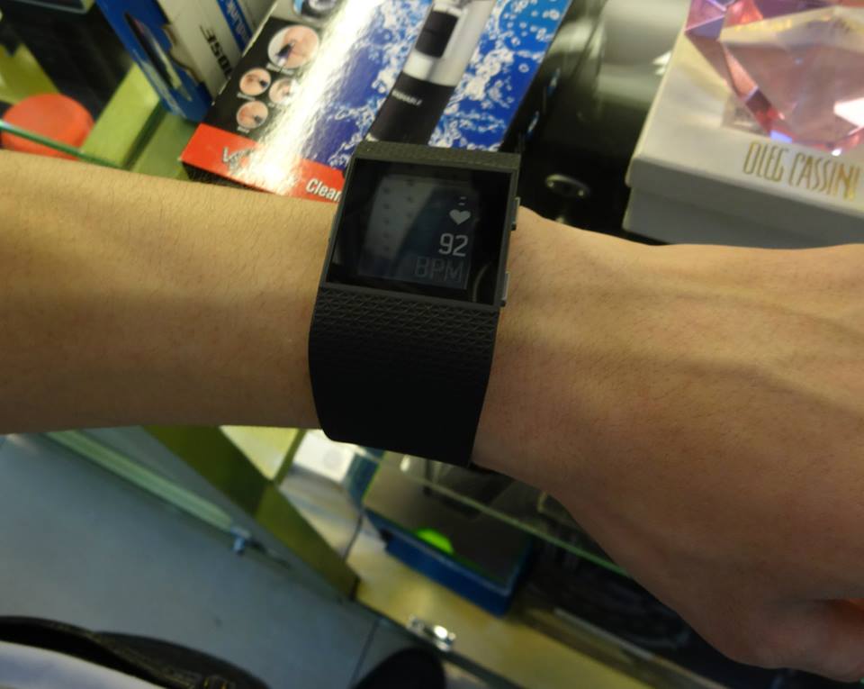 fitbit surge7.jpg