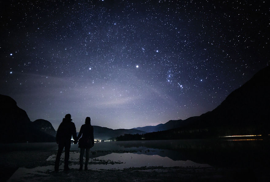 night-sky-stars-milky-way-photography-18__880.jpg