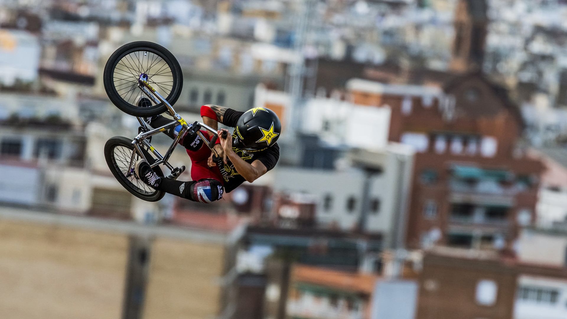 WowWindows8-Bike Jumper Wallpaper_2014.jpg