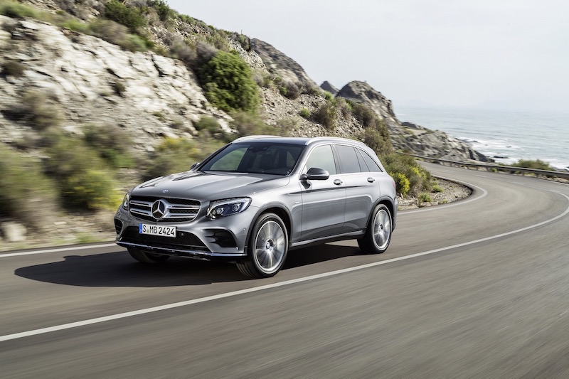 2016-Mercedes-GLC-10.jpg