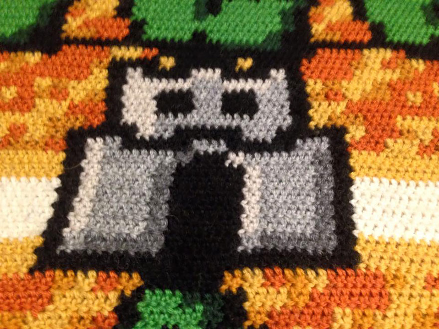 crocheted-super-mario-blanket-kjetil-nordin-9.jpg