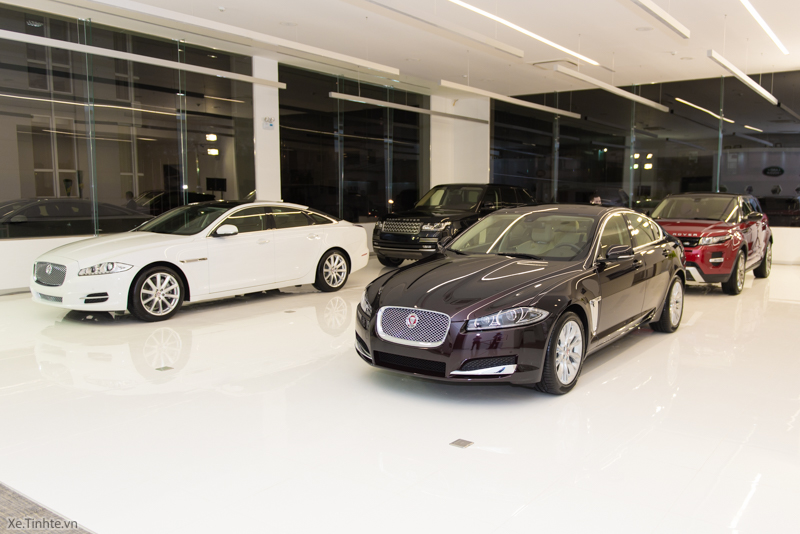 Xe.Tinhte.vn -  Jaguar Land Rover Showroom Ly Chinh Thang-2556.jpg