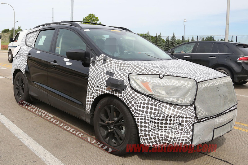 2017-ford-escape-spy-shots-003-1.jpg