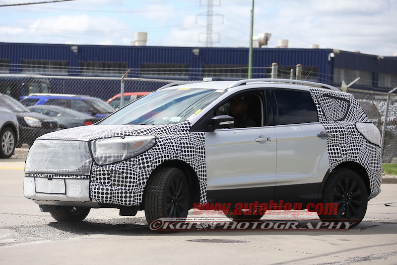 2017-ford-escape-spy-shots-007-1.jpg