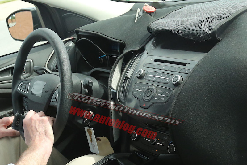 2017-ford-escape-spy-shots-019-1.jpg