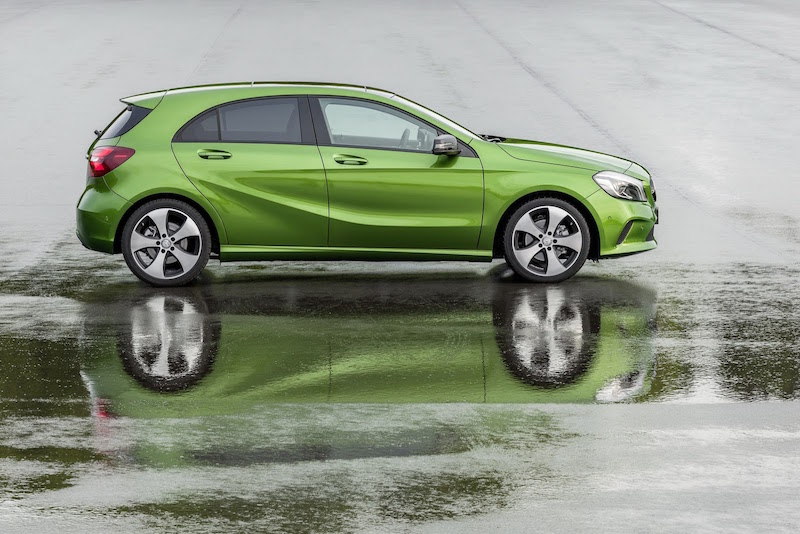 2016-Mercedes-A-Class-10.jpg