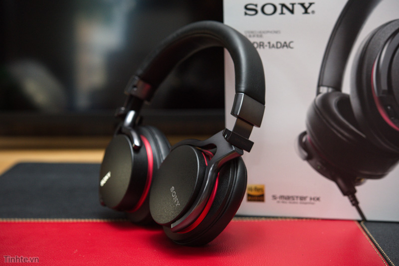 Sony MDR-1aDAC.jpg