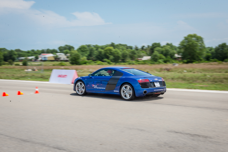 Xe.Tinhte.vn -  Audi Driving Experience 2015 -Audi R8 V10-3170.jpg
