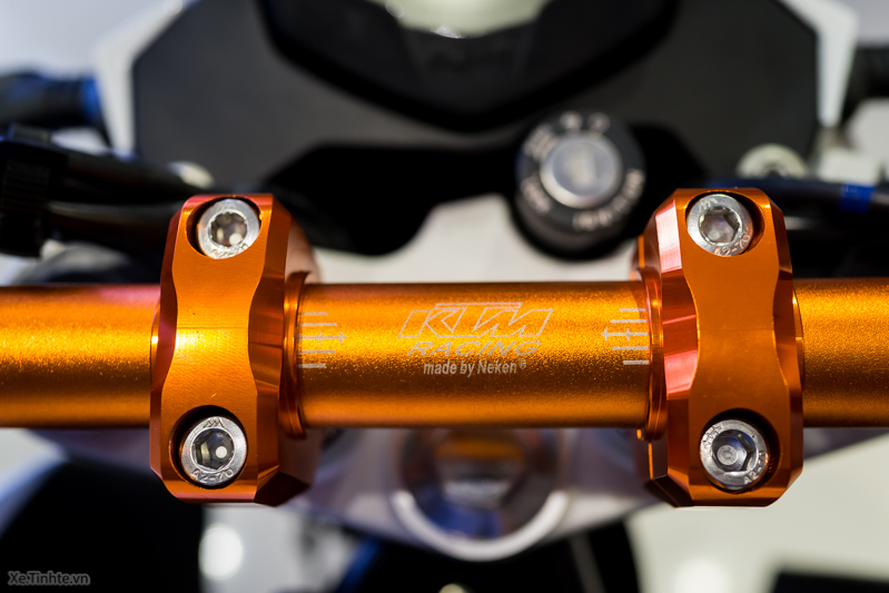 Xe.Tinhte.vn-KTM-Duke-200-2015-15.jpg