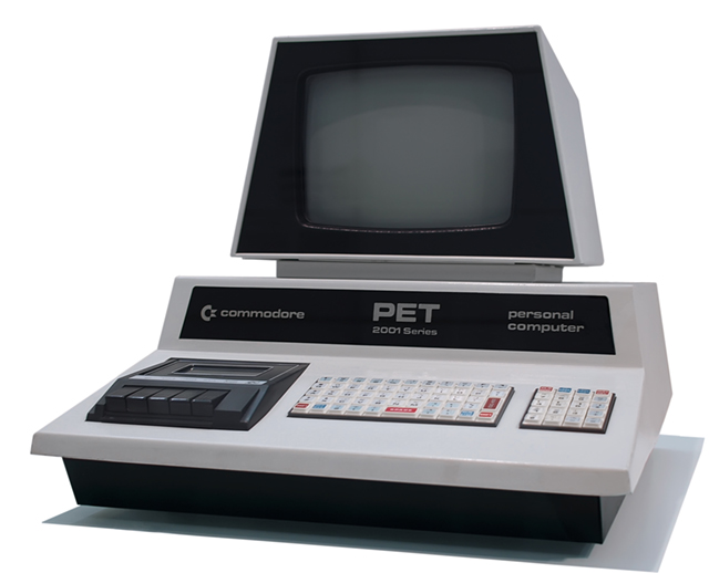Tinhte-Commodore_PET2001.jpg