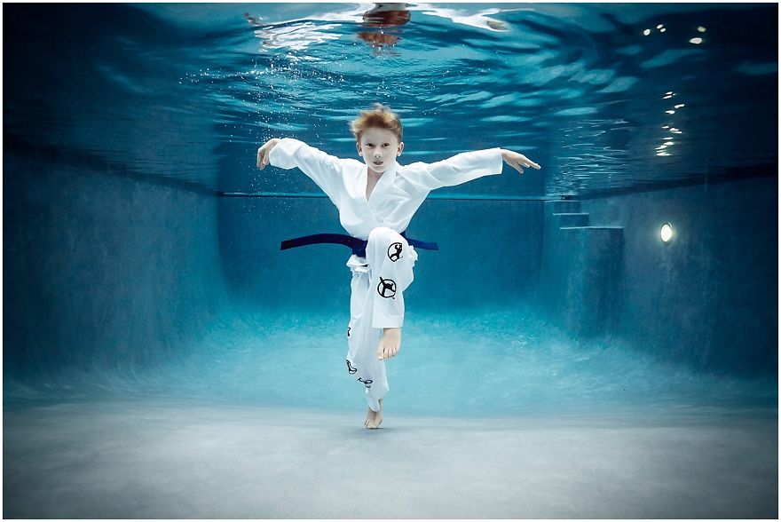 kids-underwater-sport-photographer-alix-martinez_0115__880.jpg