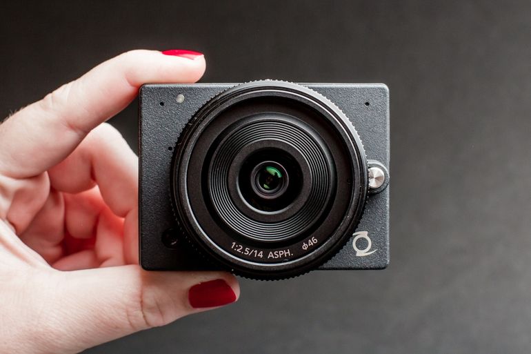 e1-small-mft-camera.jpg