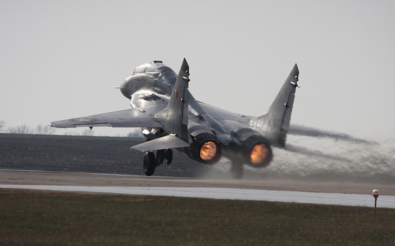 MiG-29_03.jpg