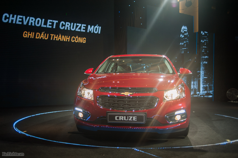 Xe.tinhte.vn-chevrolet-cruze-2015-3.JPG