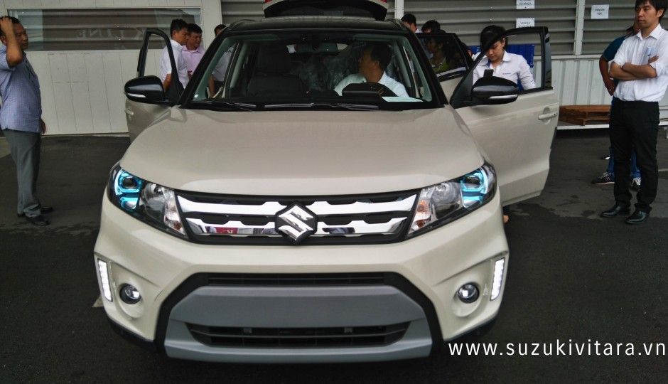 Suzuki-Vitara-2015-moi-18-940x540.jpg